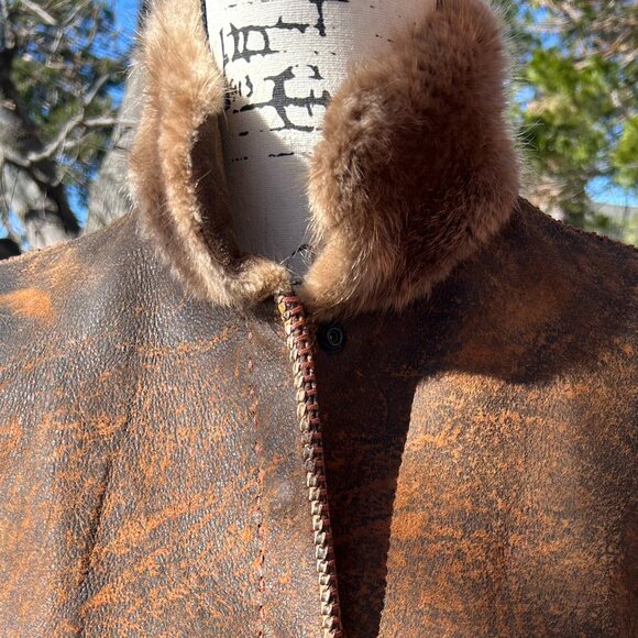 HOSS COUTURE Upscale Genuine Leather Jacket w/ Beaver Fur Collar + Cuffs, S/M - Picture 5 of 16